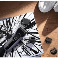 Braun Series 3 Shave & Style 3000BT Image #3