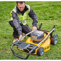 DeWalt DCMW564P2 Image #3