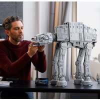 LEGO Star Wars 75313 AT-AT Image #34