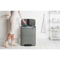 Brabantia Bo Pedal Bin 60 л (минерально-серый) Image #9