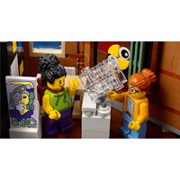 LEGO Creator Expert 10297 Бутик-отель Image #6