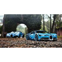 LEGO Technic 42083 Bugatti Chiron Image #18