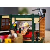 LEGO Ideas 21319 Центральная кофейня Image #18