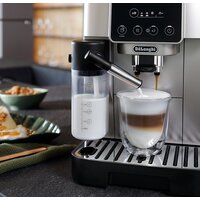 DeLonghi Magnifica Start ECAM 220.80.SB Image #5