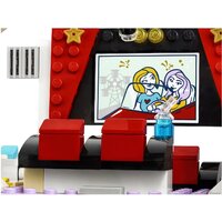 LEGO Friends 41448 Кинотеатр Хартлейк-Сити Image #10