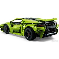 LEGO Technic 42161 Lamborghini Huracan Tecnica Image #5