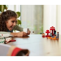 LEGO Minecraft 21255 Засада у портала в Нижний мир Image #9